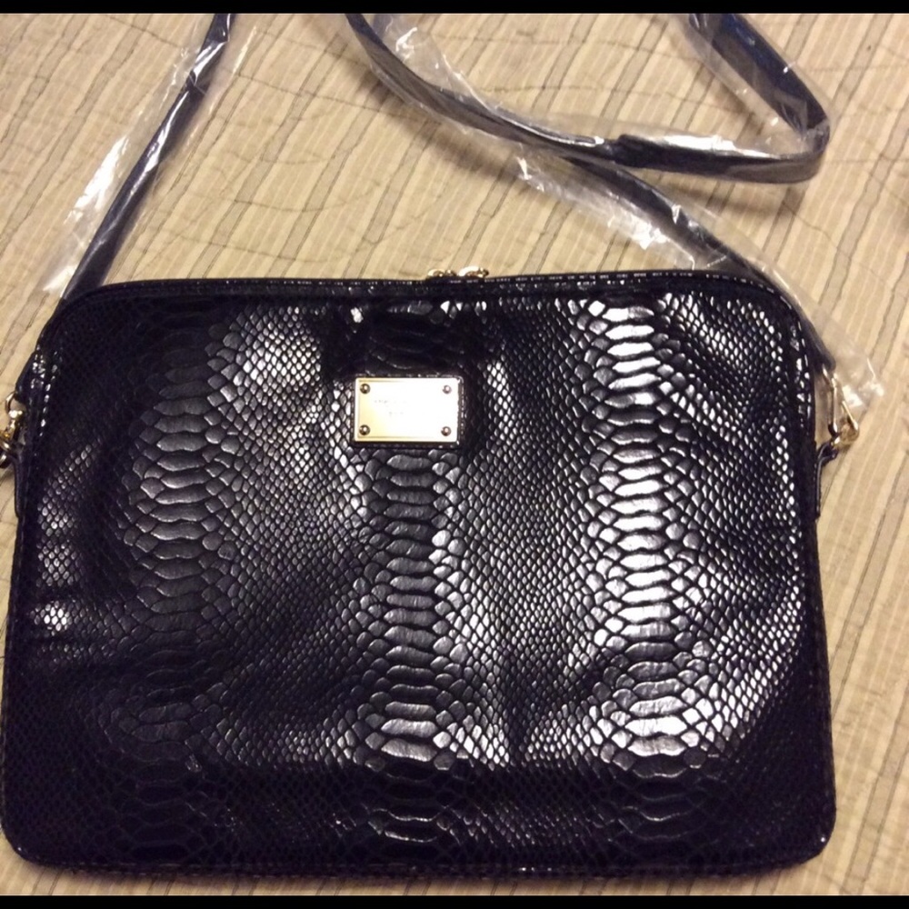 MK Laptop Sleeve